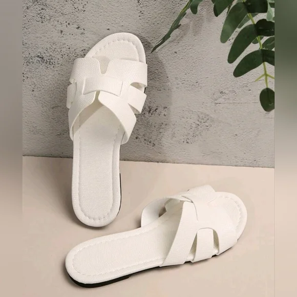 NEW White Snakeskin Sandals - Picture 5 of 7